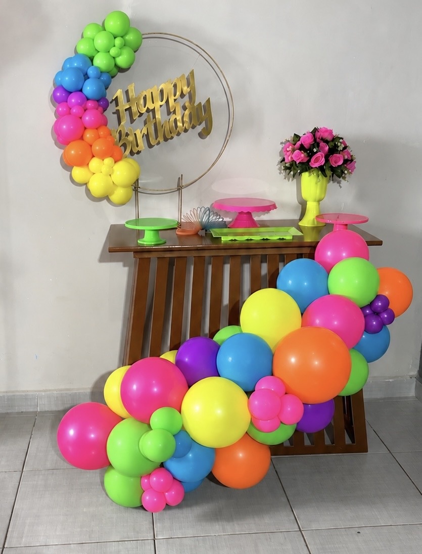 Mesa Ripada Minimalista Neon - Shalom Festas Pegue e Monte 