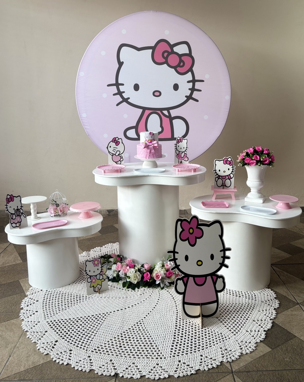 Hello Kitty 04 - Shalom Festas Pegue e Monte