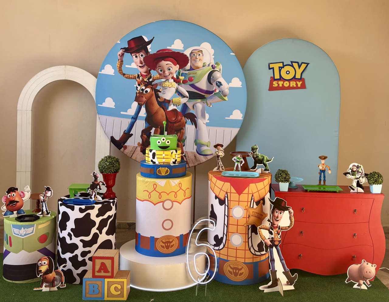 Toy Story 09 - Shalom Festas Pegue e Monte