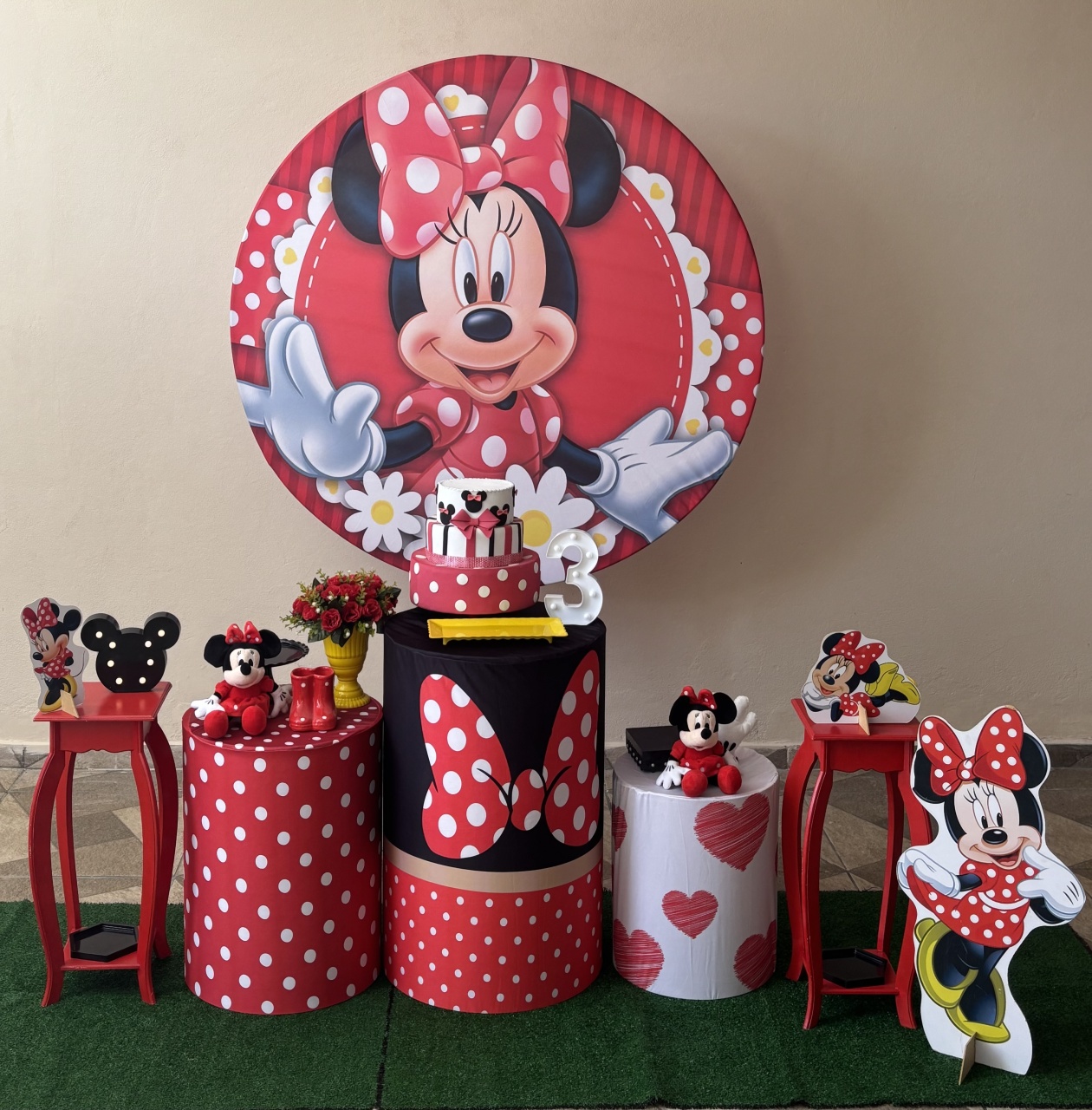 Minnie Vermelha 02 - Shalom Festas Pegue e Monte