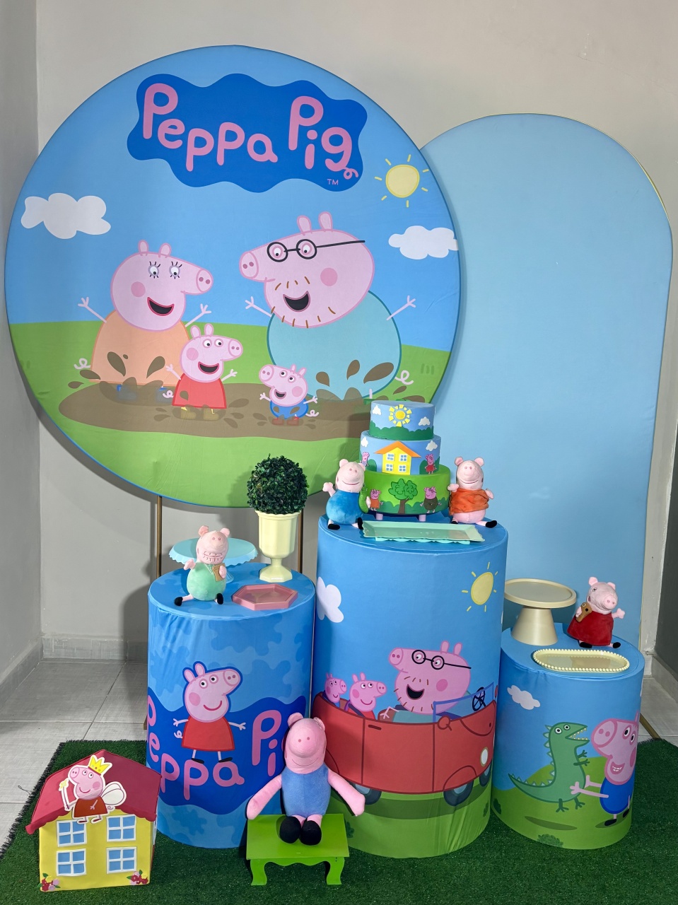 Pepa Pig 03 - Shalom Festas Pegue e Monte