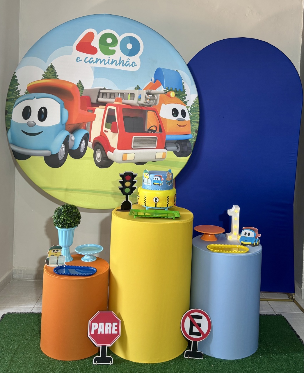 Léo O Caminhão 04 - Shalom Festas Pegue e Monte