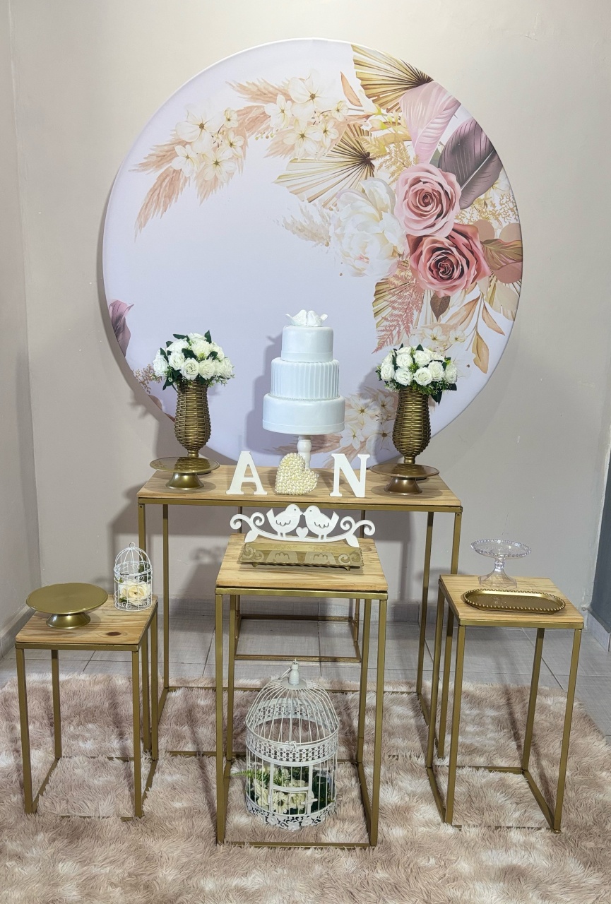 Floral Com Mesas Vasadas 02 - Shalom Festas Pegue e Monte 