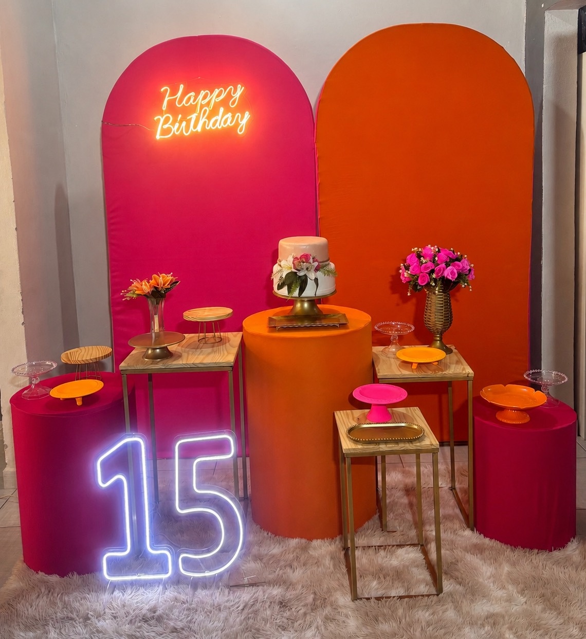 Painel Pink E Laranja Leds - Shalom Festas Pegue e Monte 