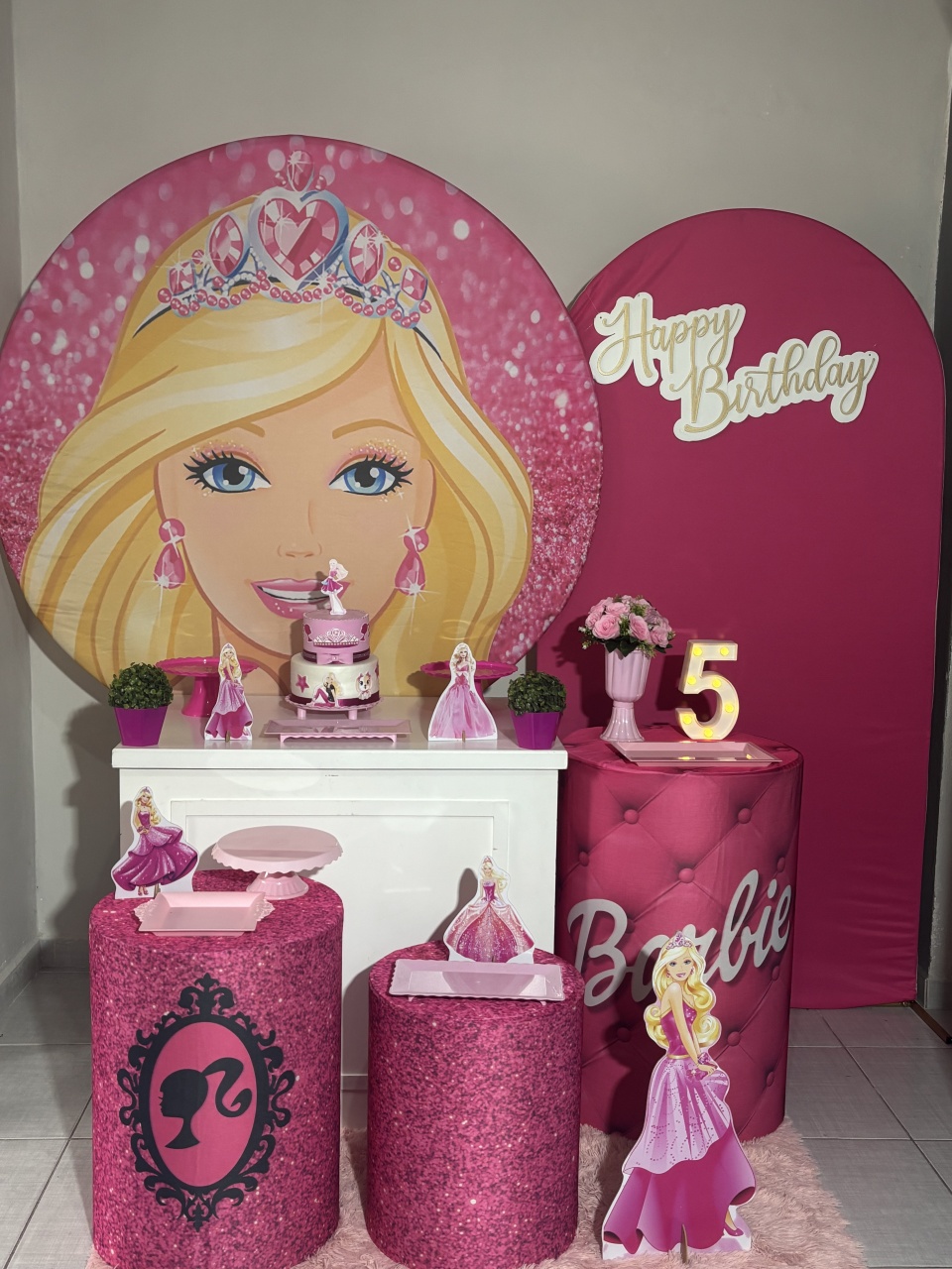 Barbie  - Shalom Festas Pegue e Monte 