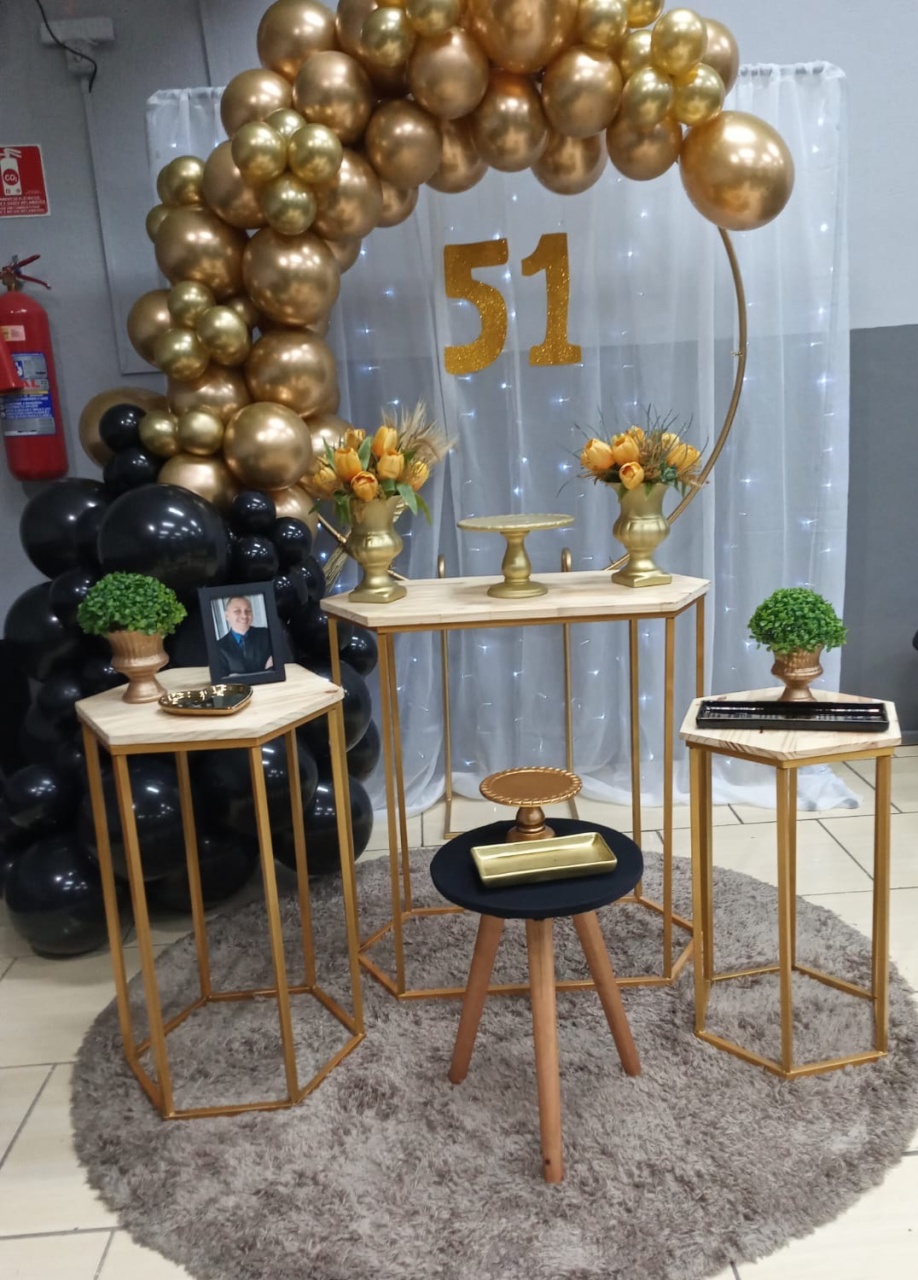 Kit Masculino Adulto Dourado Com Preto - Maria joseane dos Santos 