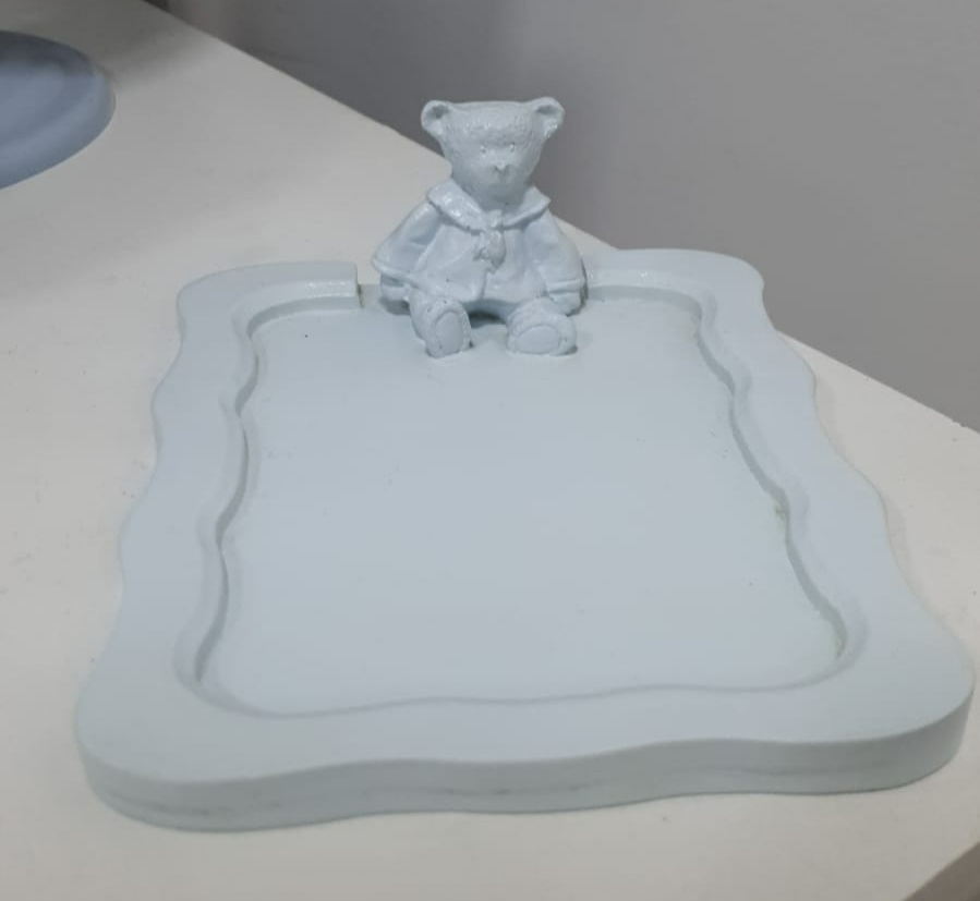 Bandeja Com Um Urso Azul - Encante festas e locações