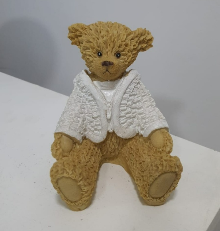 Urso Menino Sentado - Encante festas e locações