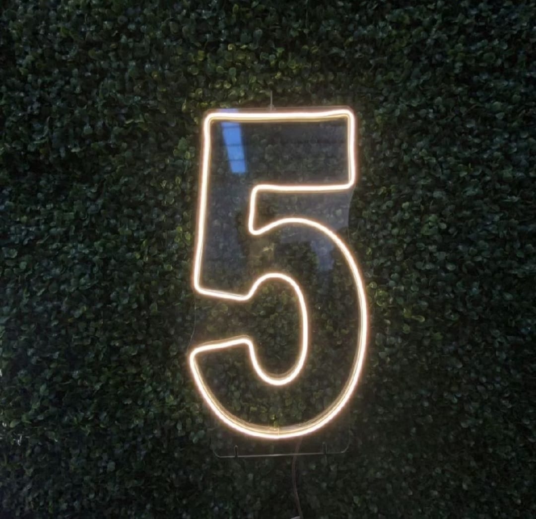 Número 5 - Encante festas e locações