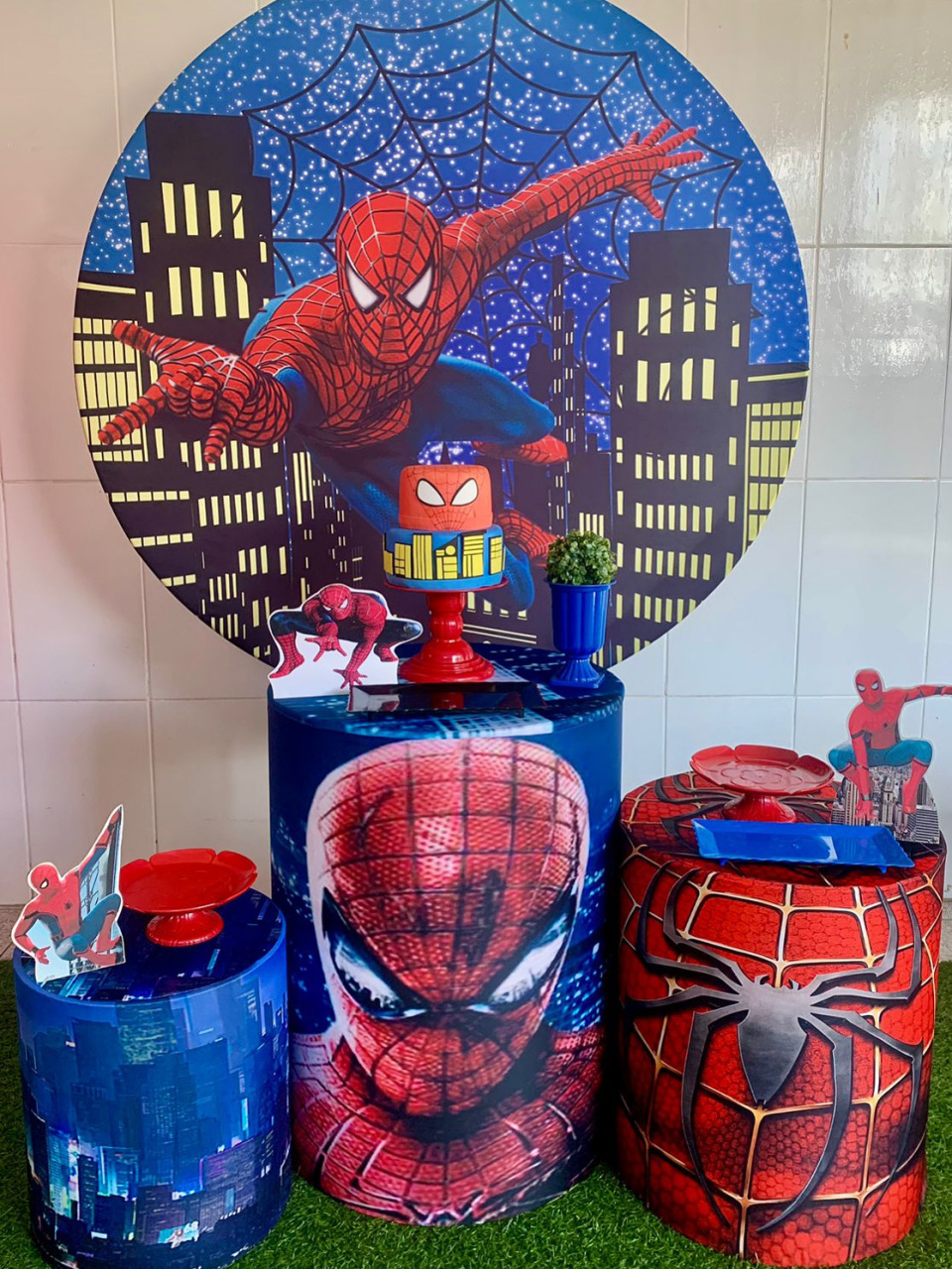 Homem Aranha Bronze - Vernizzi Decorações 
