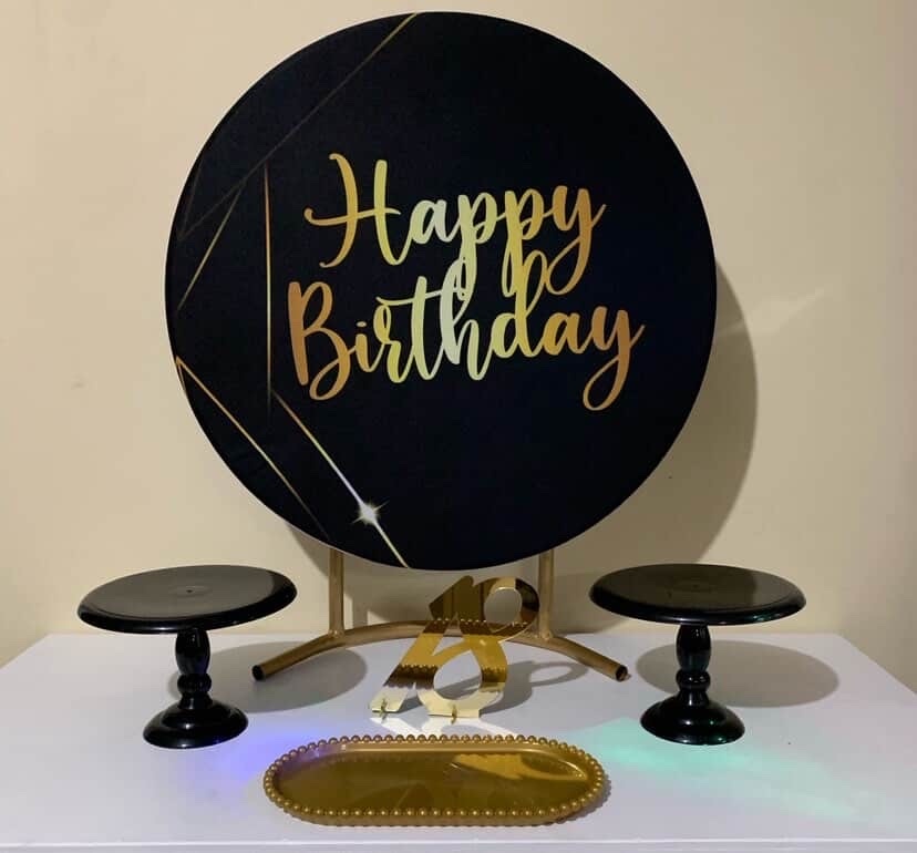 Happy Birthday Dourado - Vernizzi Decorações 