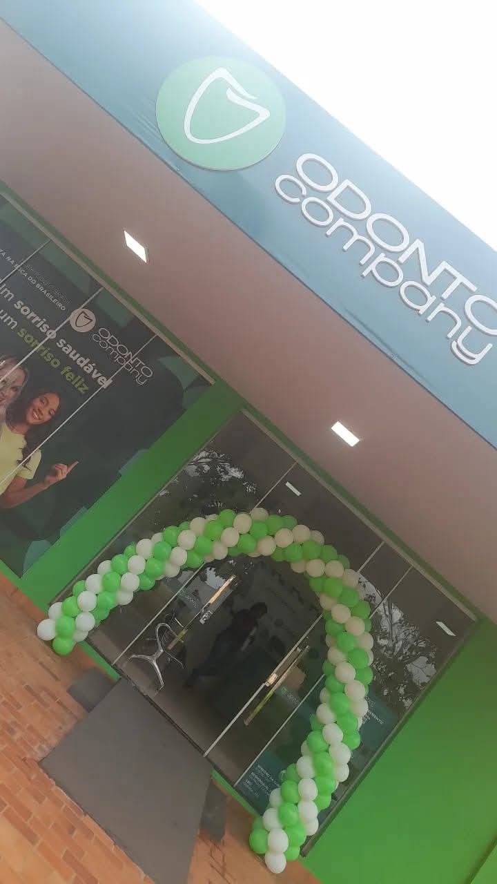 Arco de Balao Verde E Branco - FRANCIANI  neres virgens