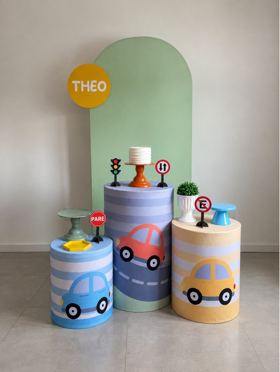 Kit Carrinhos (1) - AVELÃ DECOR