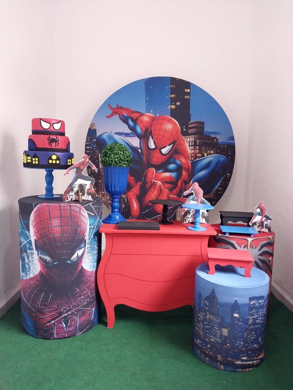 Kit Ouro Homem Aranha - KaypemiLocações 