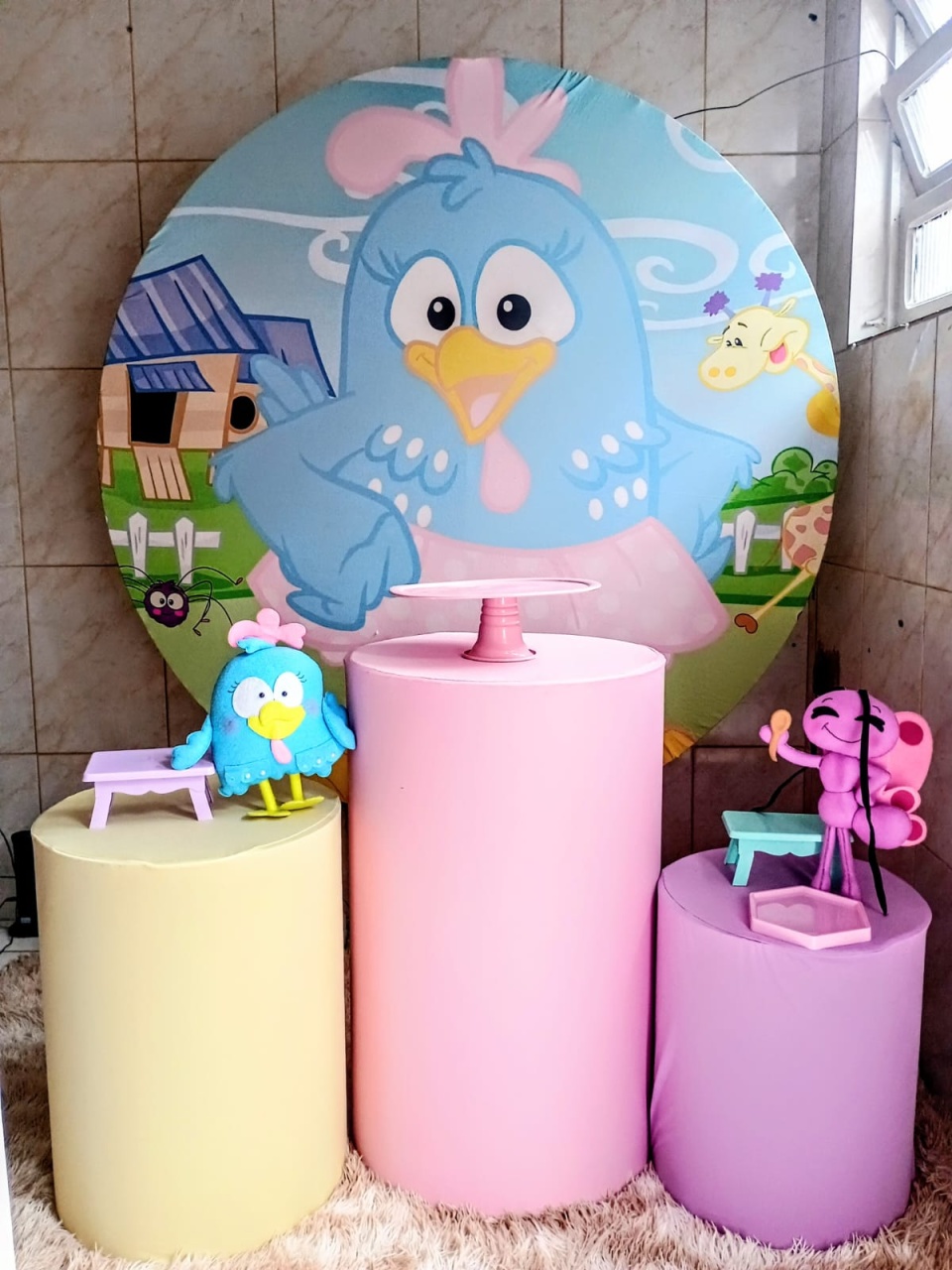 Kit Bronze Galinha Pintadinha Rosa - KaypemiLocações 