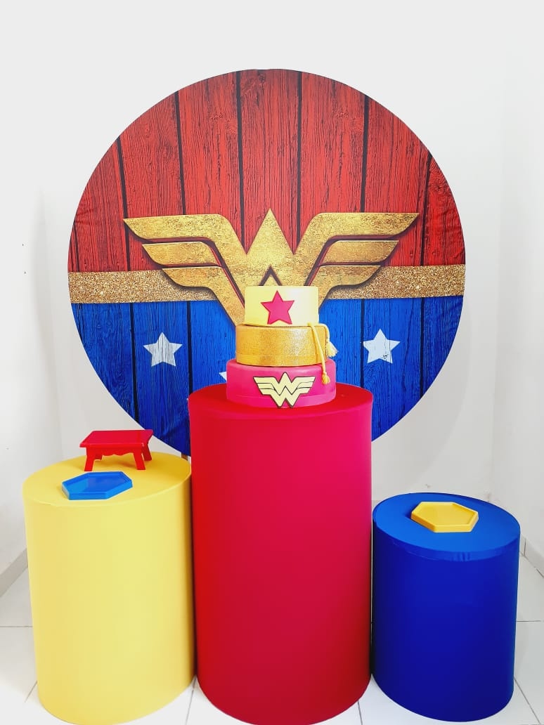 Kit Bronze Mulher Maravilha - KaypemiLocações 