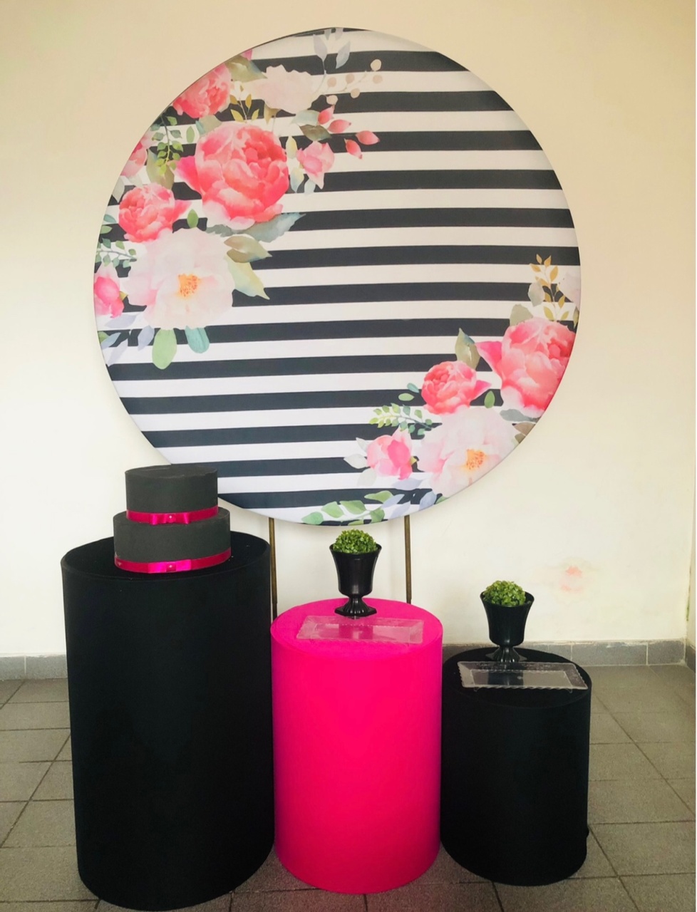 Preto E Rosa Pink - Mundo dos Sonhos