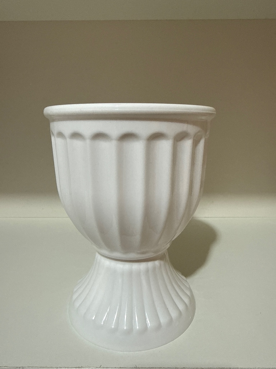 Vaso Romano Branco - Mundo dos Sonhos