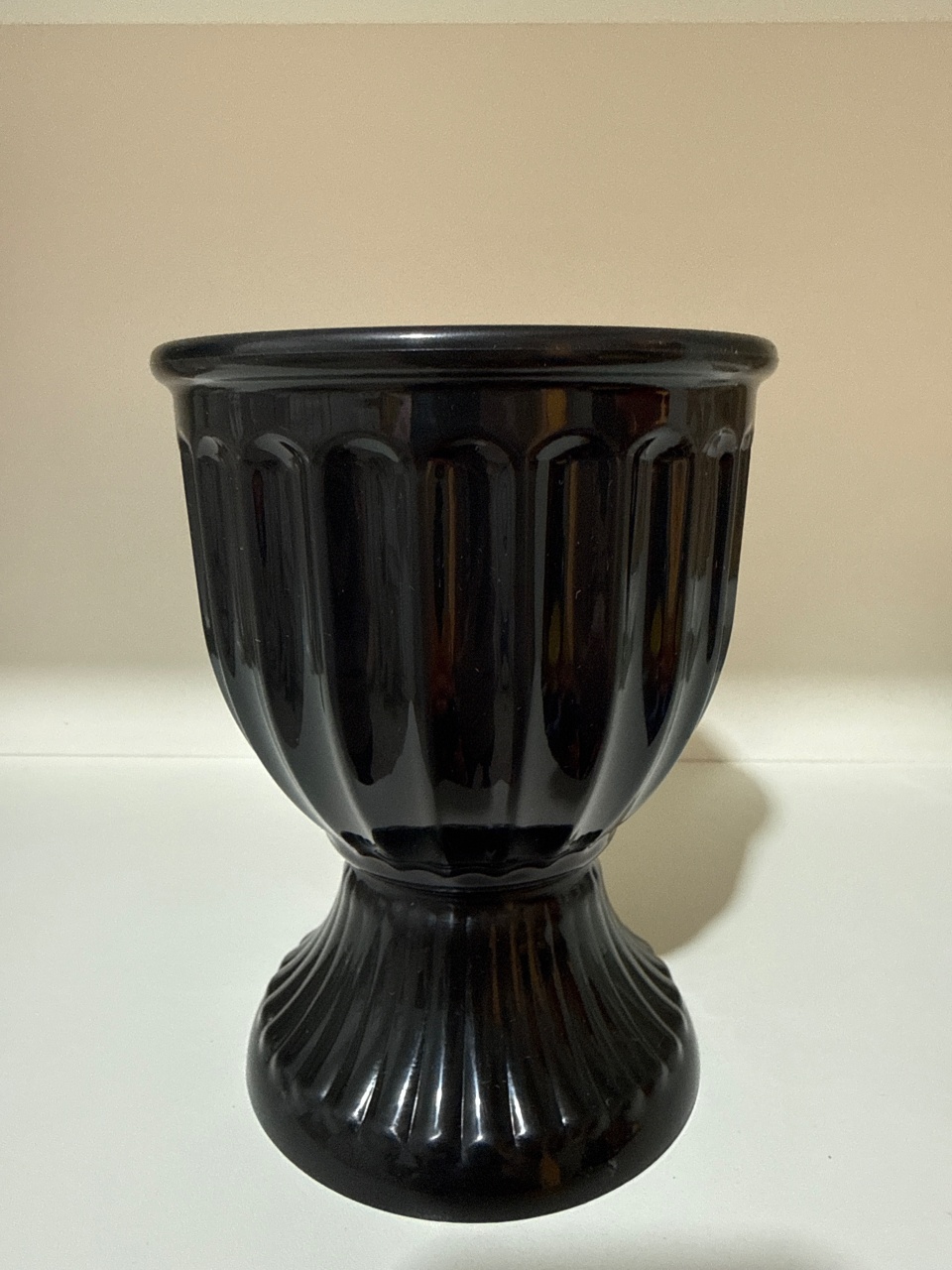 Vaso Romano Preto - Mundo dos Sonhos