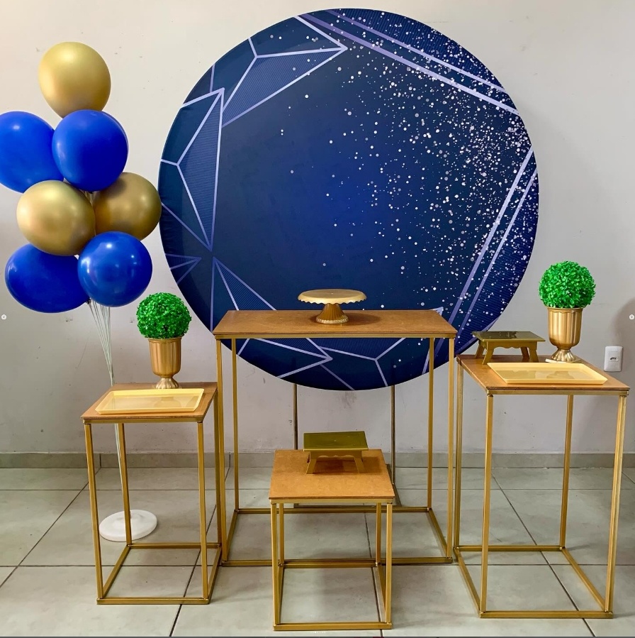 Azul Geométrico Mesa de Metal - Ouro - D´Coração Festaria