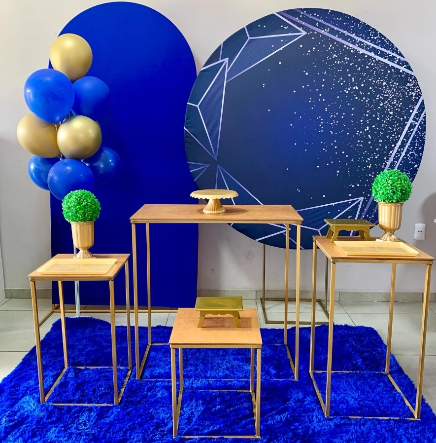 Azul Geométrico Mesa de Metal - Diamante - D´Coração Festaria