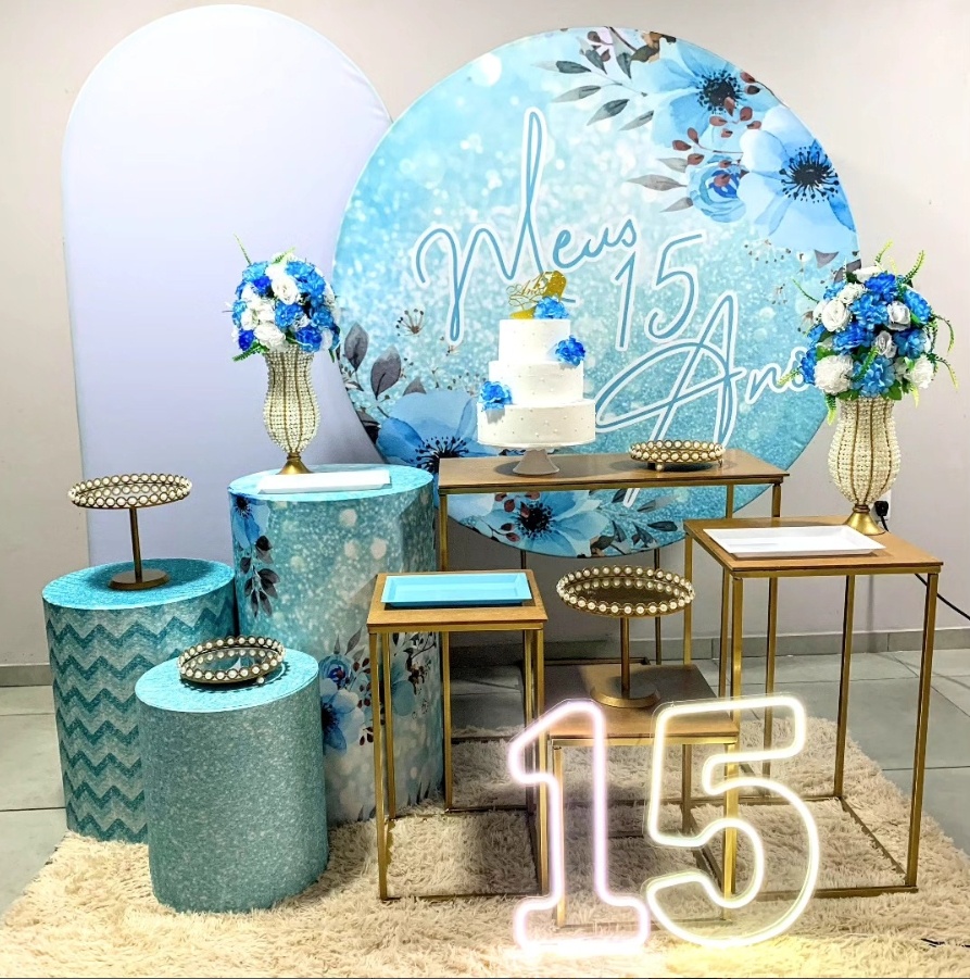 15 Anos Azul Claro - Luxo - D´Coração Festaria
