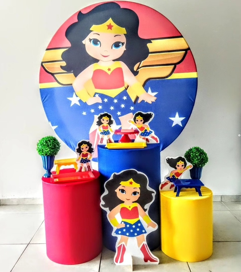 Mulher Maravilha-Prata - D´Coração Festaria
