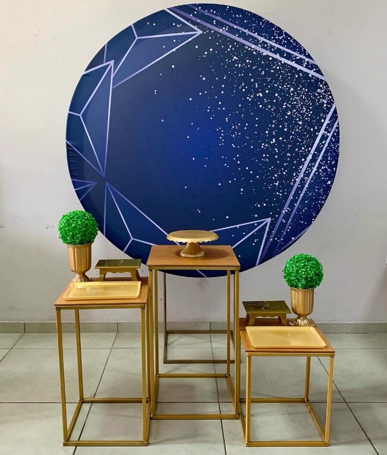 Azul Geométrico Mesa de Metal - Prata - D´Coração Festaria