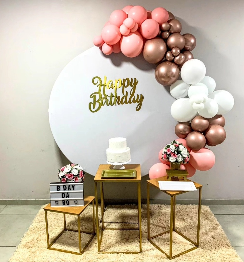 Composição Aniversario Branco - D´Coração Festaria