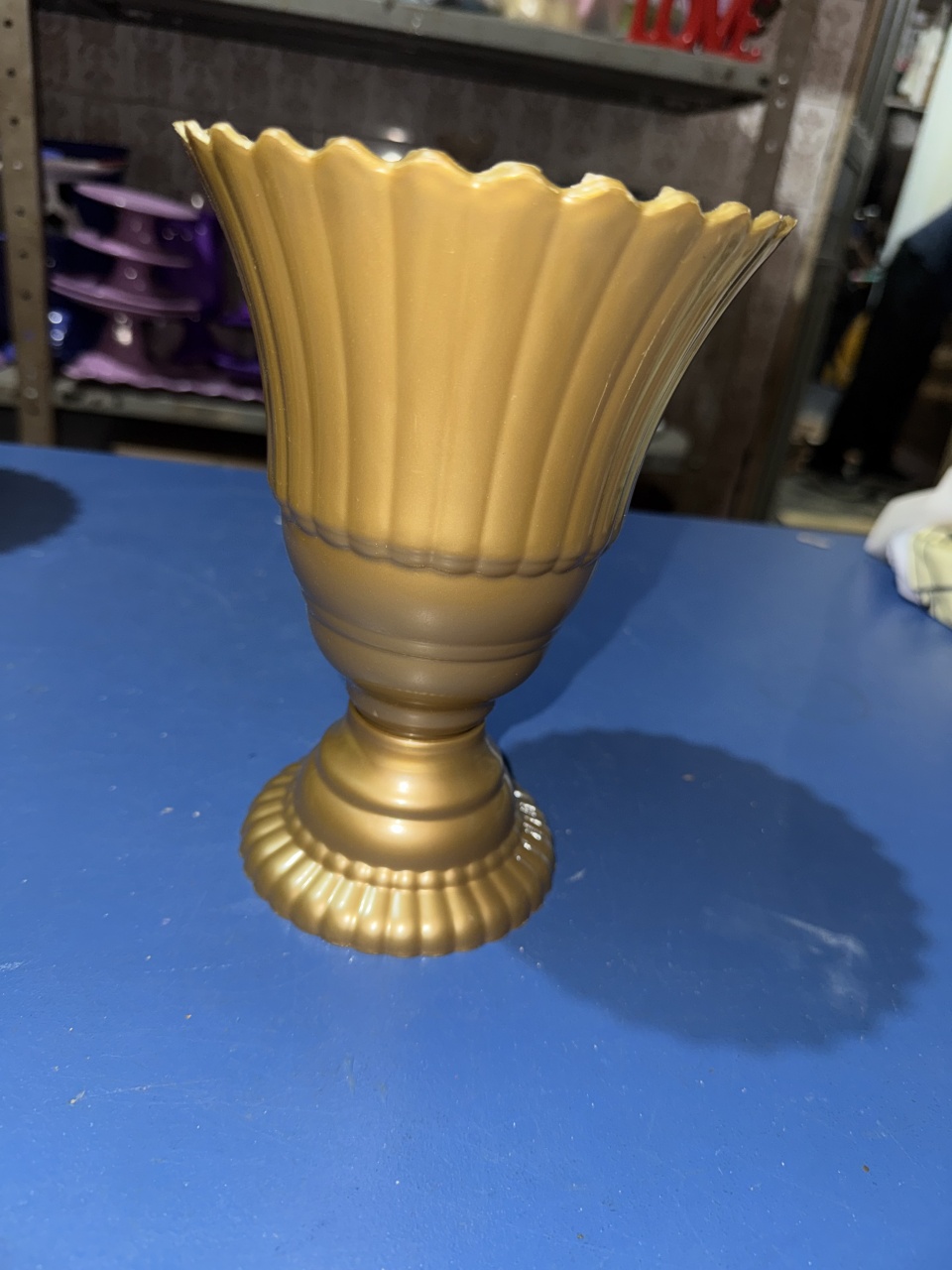 Vaso Dourado - Patricia Pessoa Leonel Barbosa 