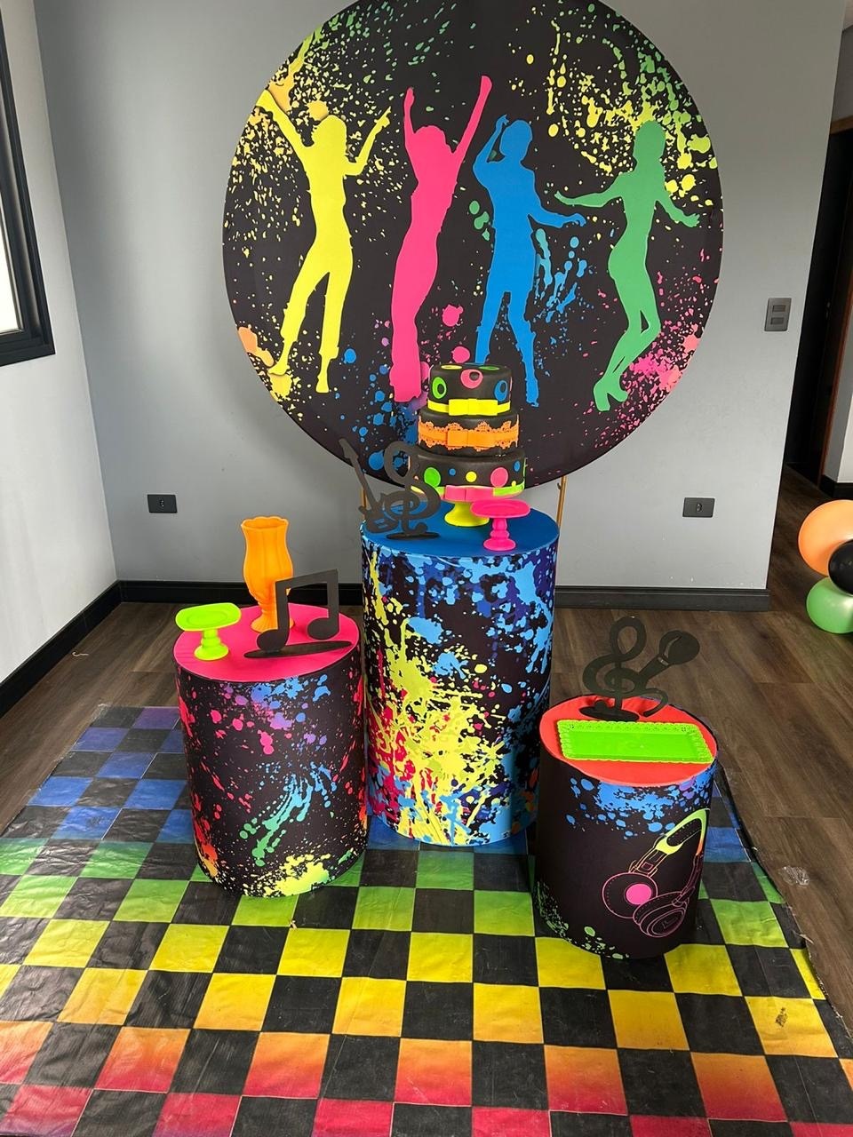 Kit Neon - Patricia Pessoa Leonel Barbosa 