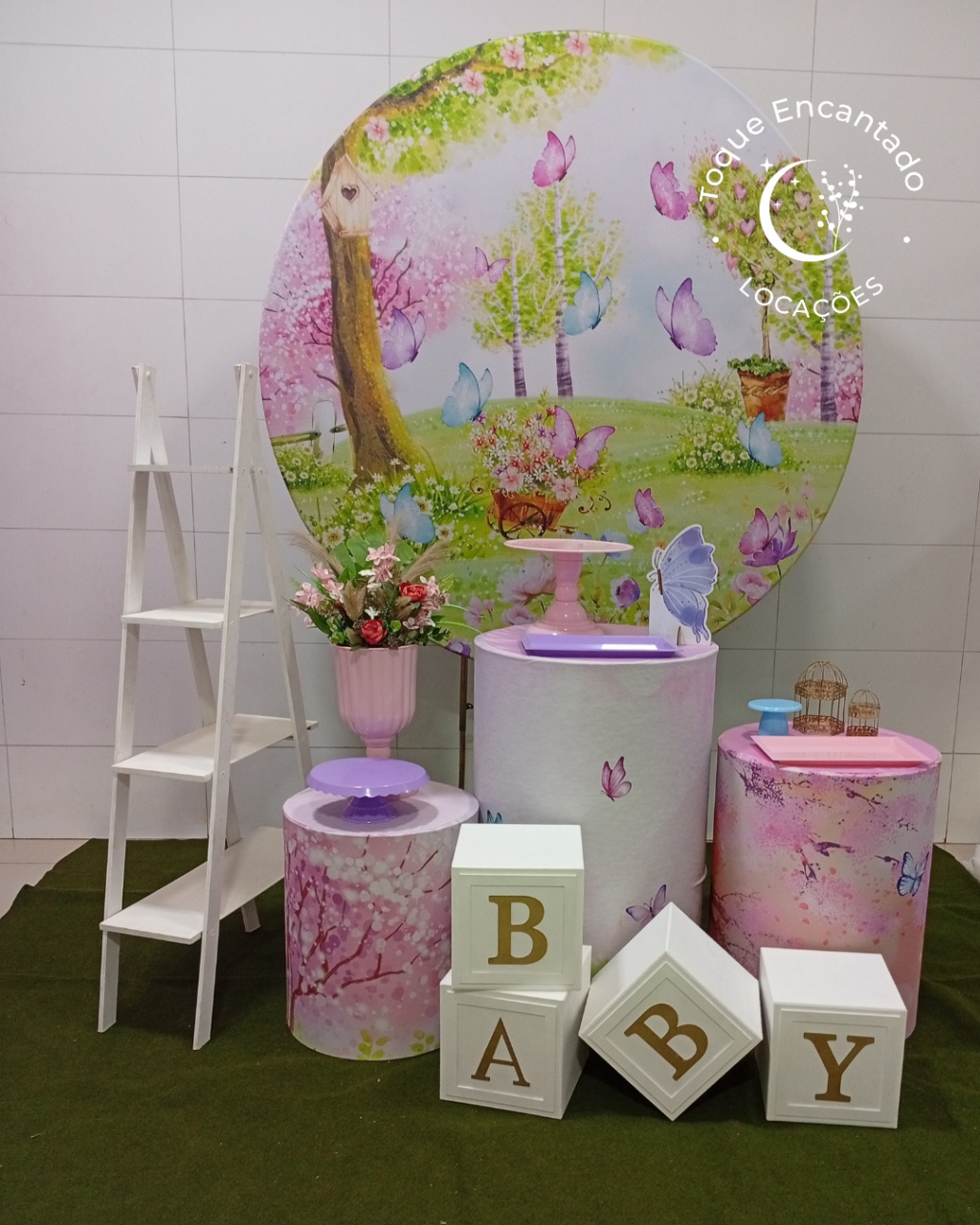 Kit Padrão - Jardim das Borboletas Escadinha (Cubo Baby) - Toque Encantado Locações