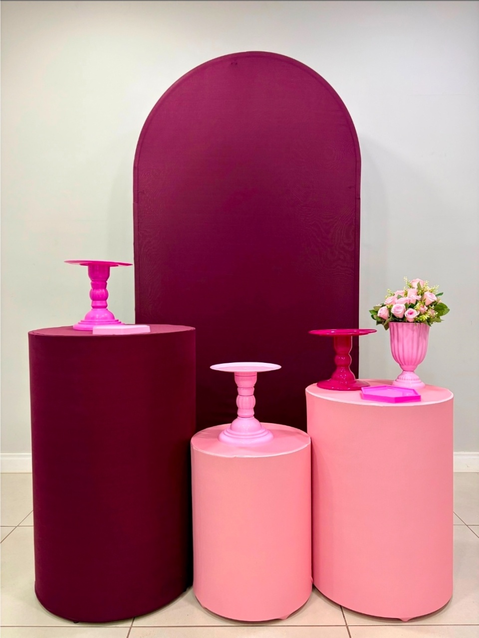 Cor de Vinho E Rosa - Debora Conceição Rangel 