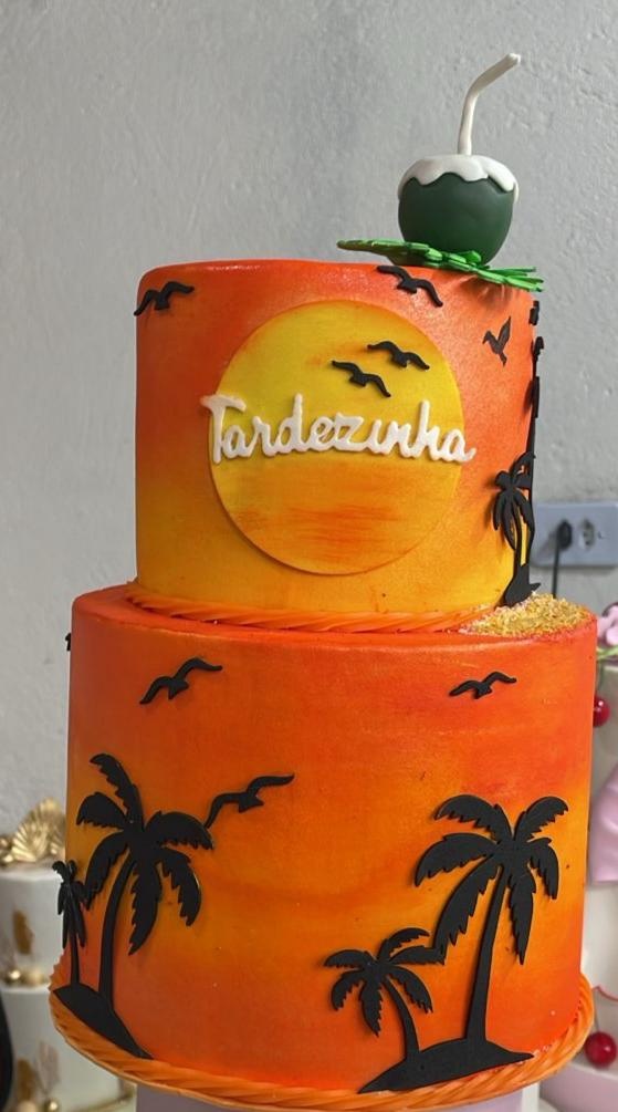 Bolo Fake Tardezinha - Ki_decoração 