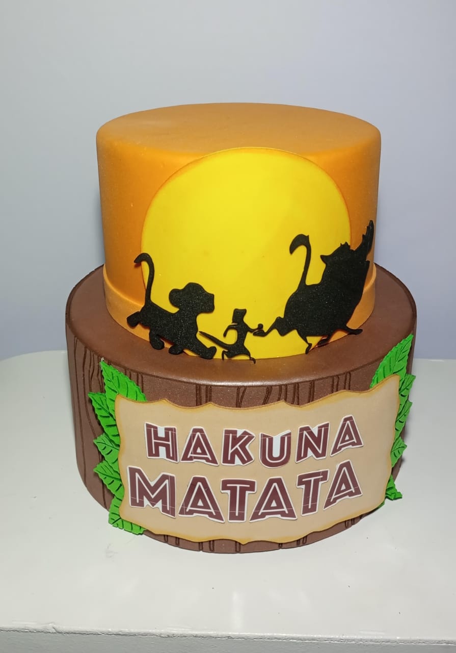 Bolo Fake Rei Leão - Ki_decoração 