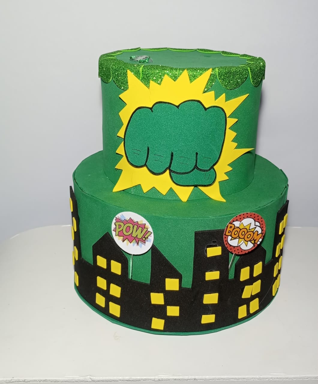 Bolo Fake Hulk1 - Ki_decoração 