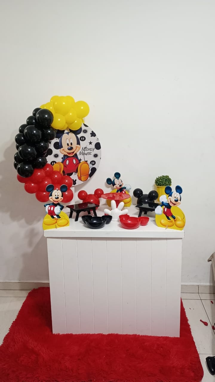Kit Mickey Prata - Karen