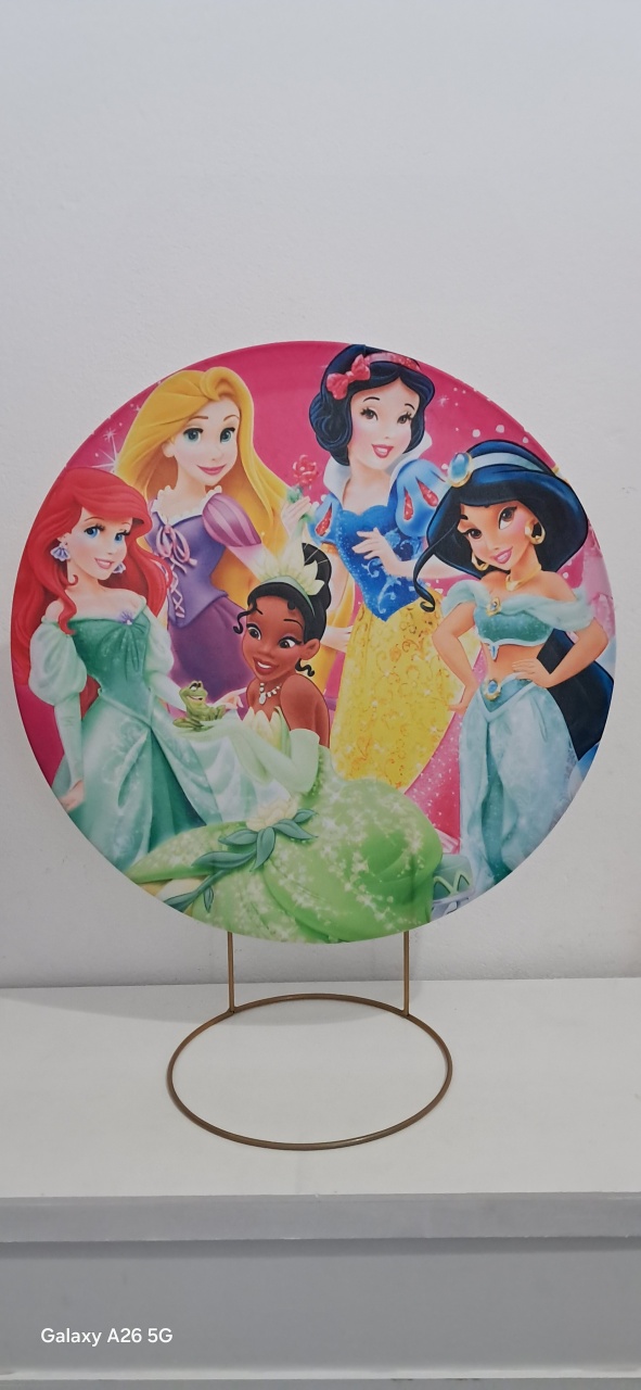 Capa 50X50 Princesas - Mavie Decorações