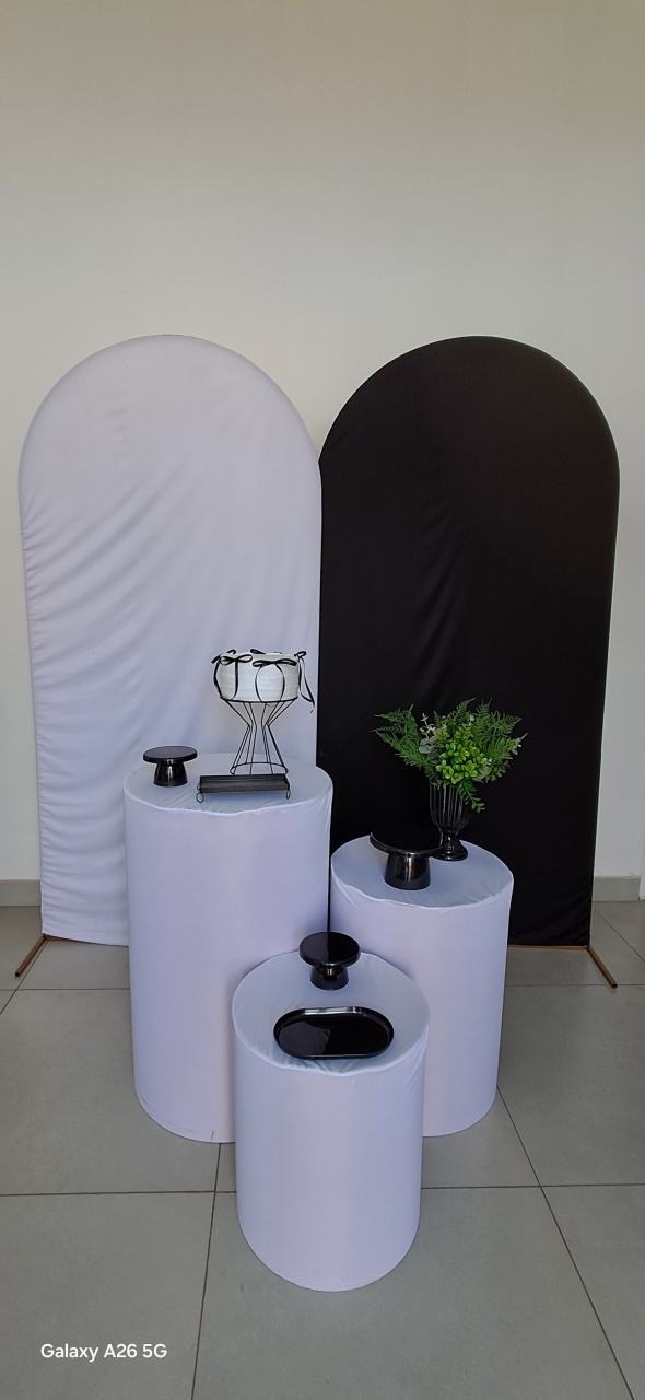 Kit Romano Luxo Preto E Branco - Mavie Decorações