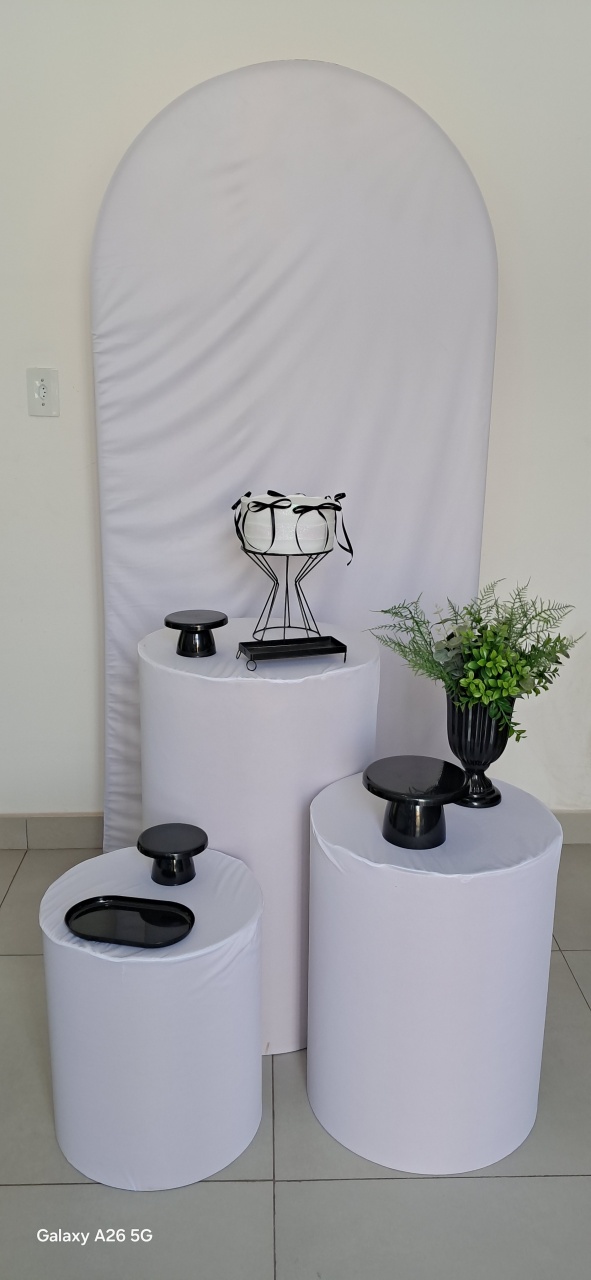 Kit Romano Branco Preto - Mavie Decorações