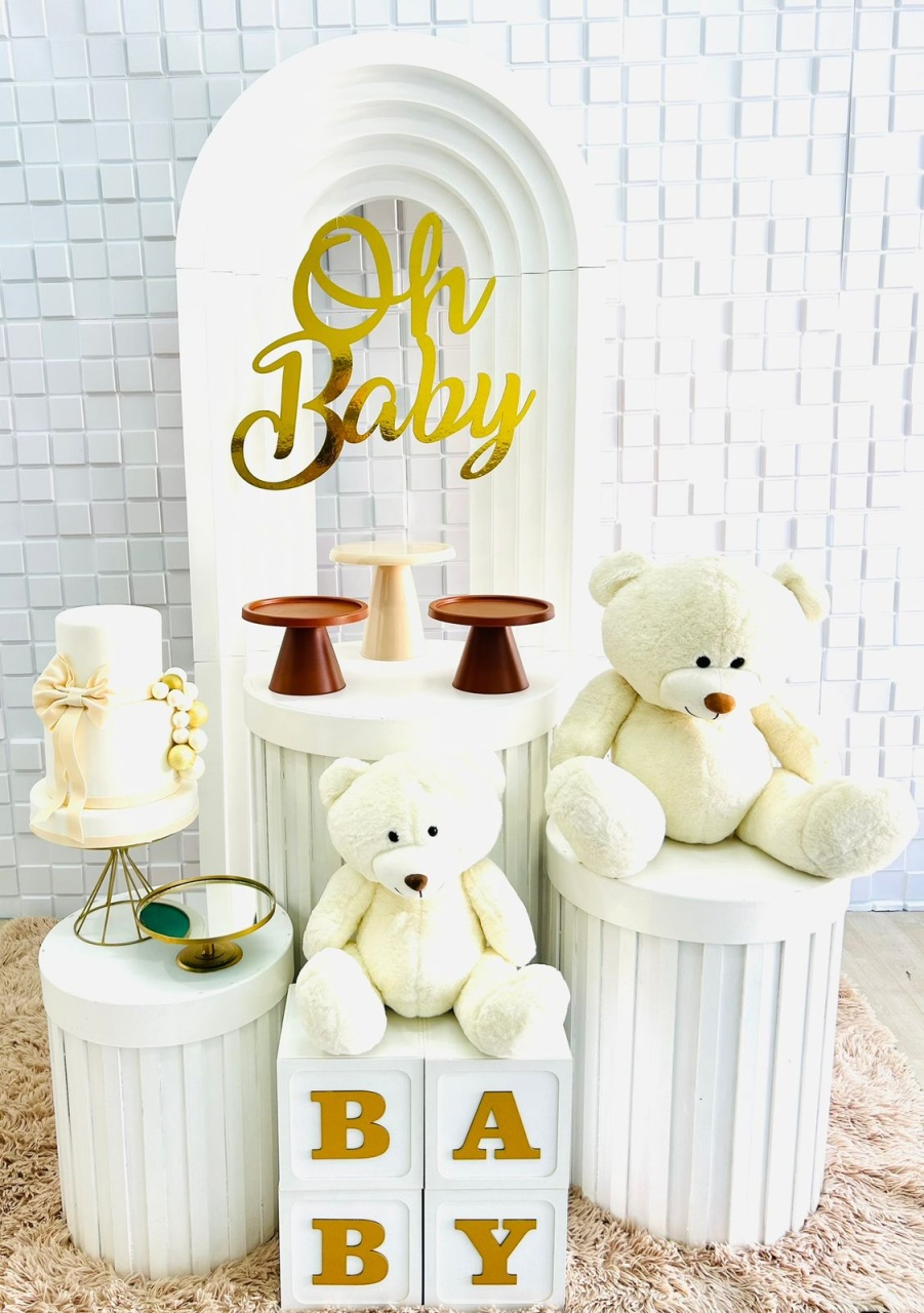 Kit Chá de Bebê/ Revelação Marrom Dourado E Branco - Karina Mesquita Pego Lima 