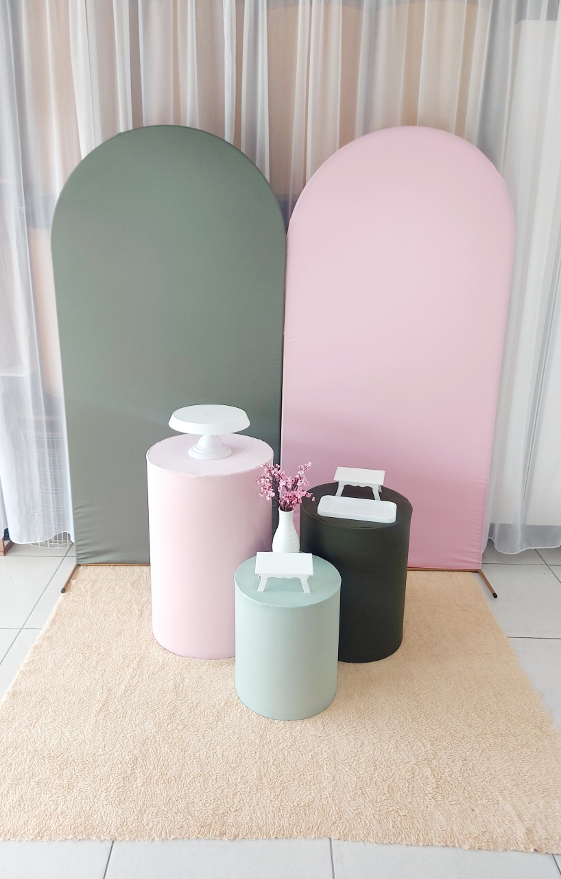 Kit Minimalistas Verde E Rosa - Magic Pegue e Monte / Day Larocca Locação de Vestido de Festa