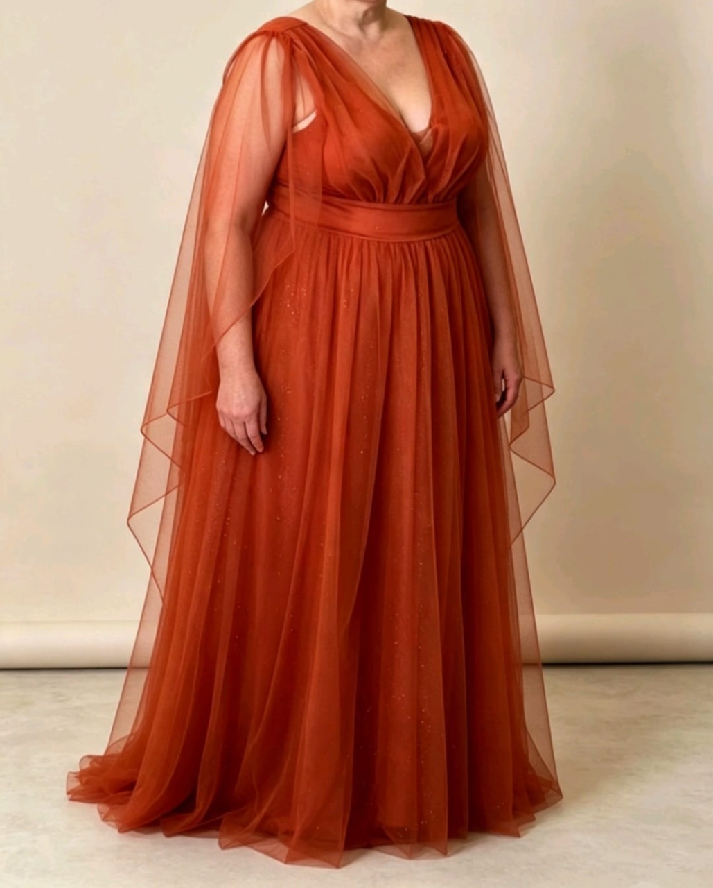 Plus Size 5 - Magic Pegue e Monte / Day Larocca Locação de Vestido de Festa