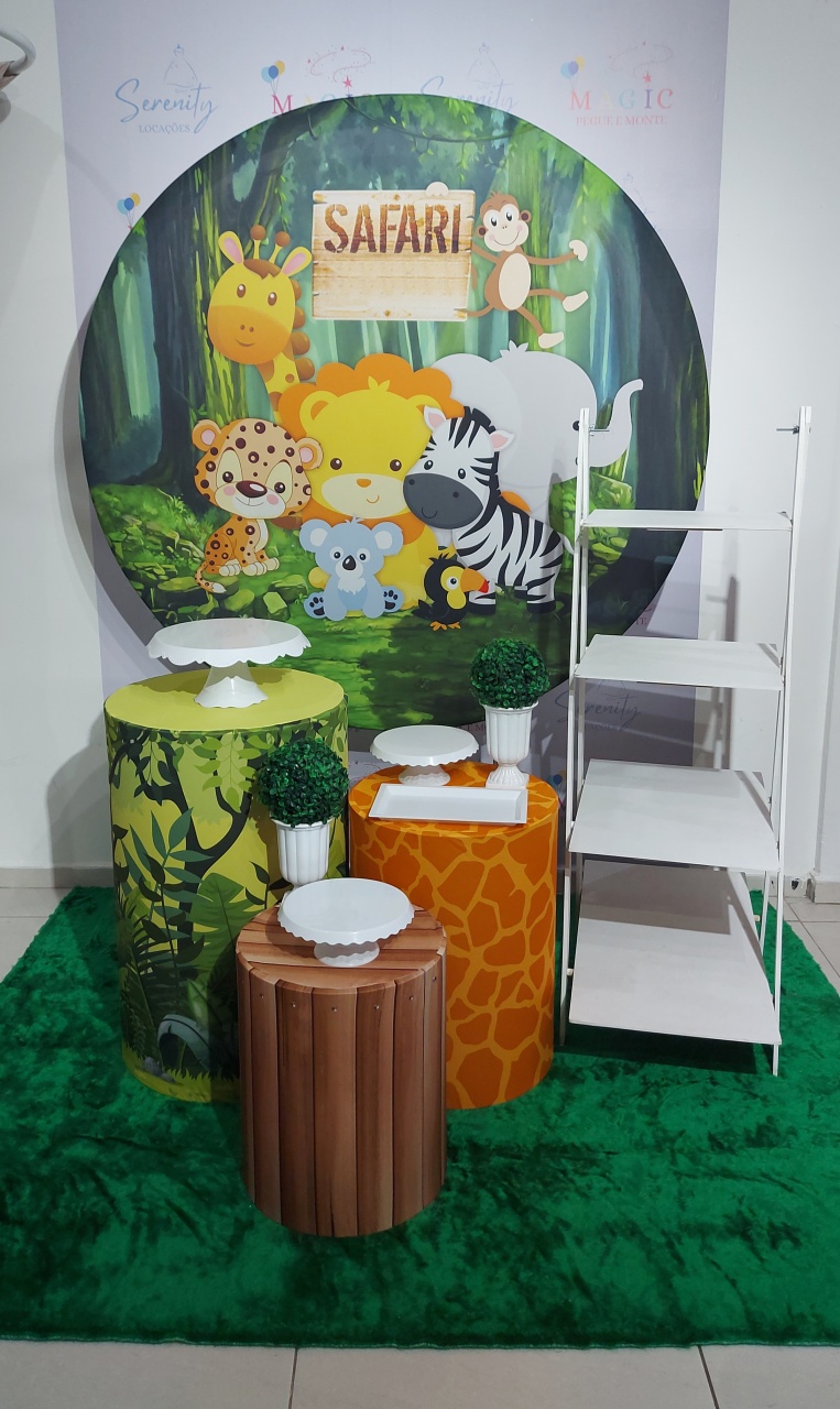Kit Decor Safari Verde - Magic Pegue e Monte / Day Larocca Locação de Vestido de Festa