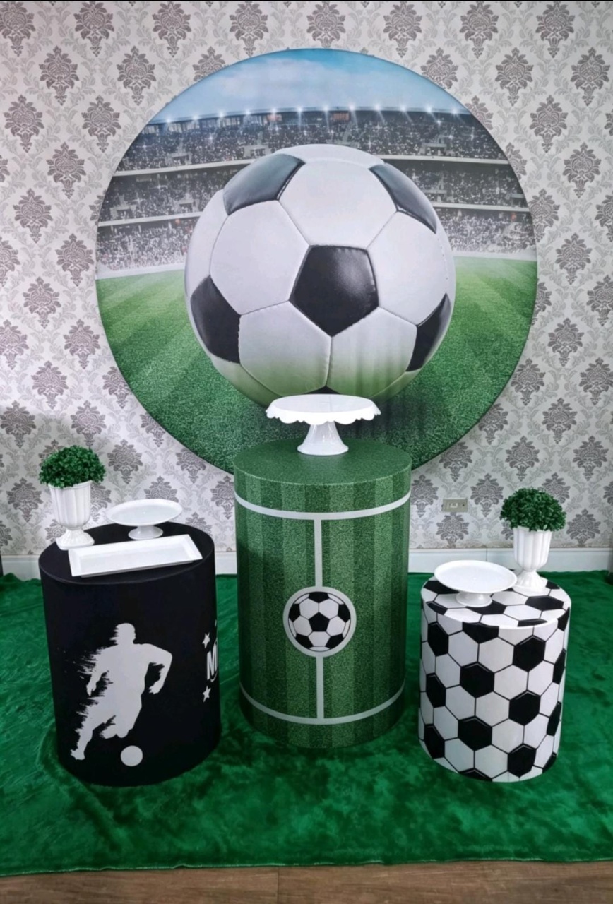 Kit Base Futebol Tradicional - Magic Pegue e Monte / Day Larocca Locação de Vestido de Festa