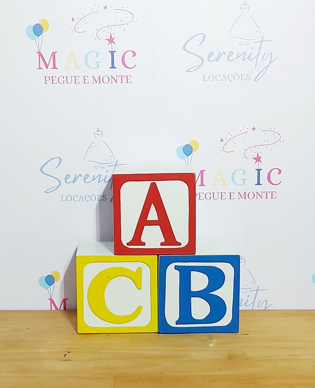 Cubos Abc - Magic Pegue e Monte / Day Larocca Locação de Vestido de Festa