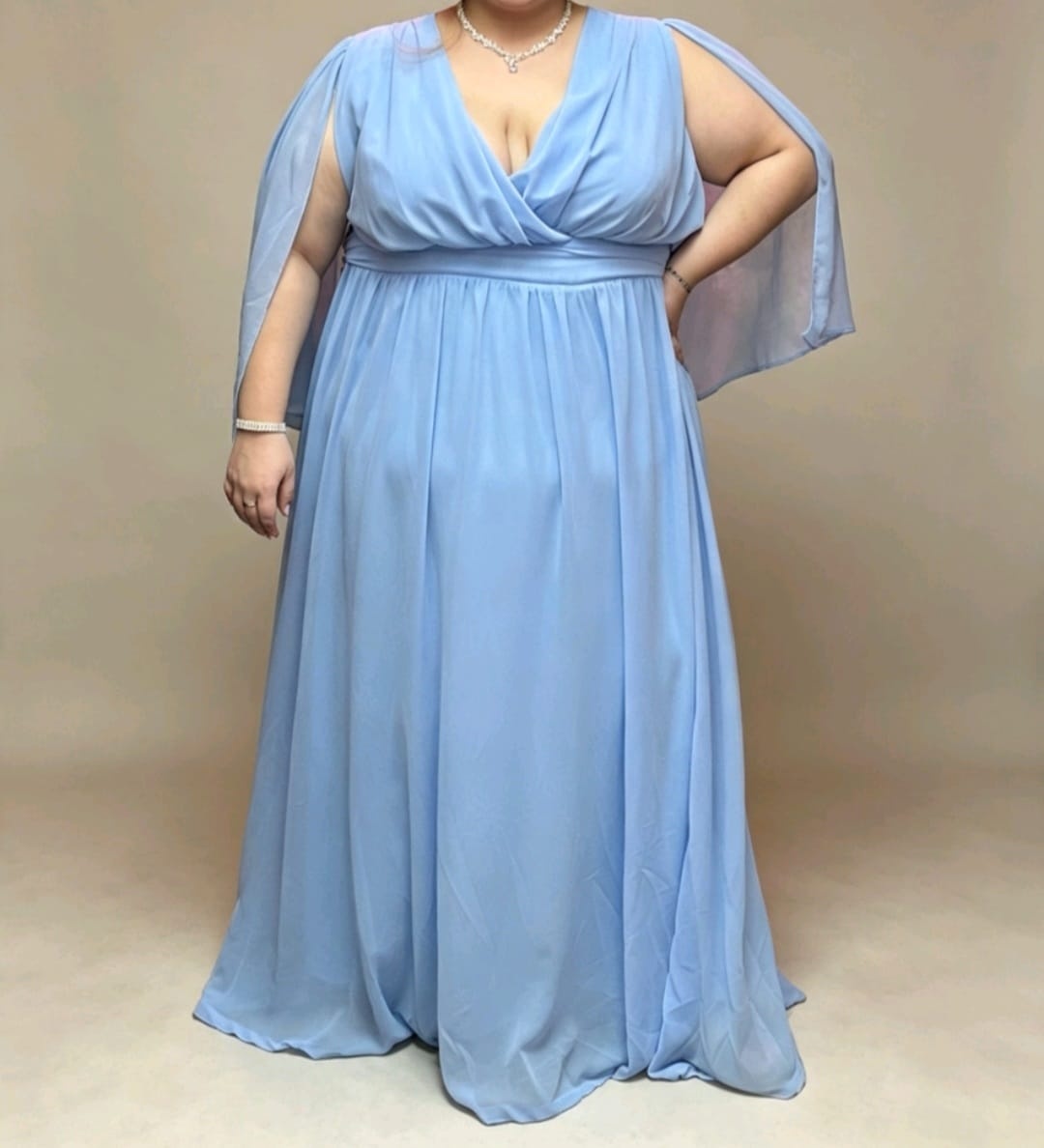 Plus Size 8 - Magic Pegue e Monte / Day Larocca Locação de Vestido de Festa