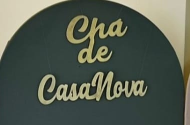 Letreiro Em Mdf Chá de Casa Nova - Magic Pegue e Monte / Day Larocca Locação de Vestido de Festa