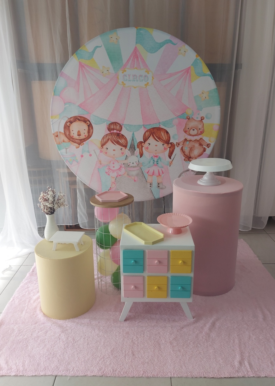 Kit Decor Circo Rosa - Magic Pegue e Monte / Day Larocca Locação de Vestido de Festa
