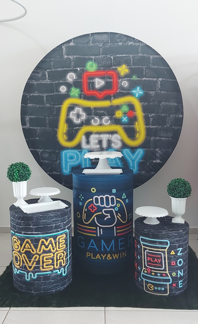 Kit Base Game - Magic Pegue e Monte / Day Larocca Locação de Vestido de Festa
